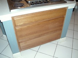 Custom Kitchen Cabinets