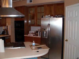 Custom Kitchen Cabinets