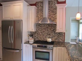 Custom Kitchen Cabinets